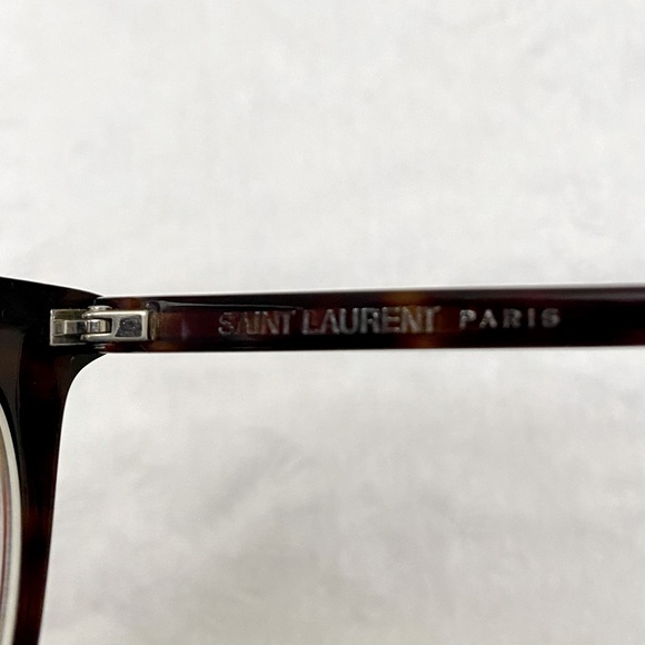 SAINT LAURENT Glasses with leather case 😎 - Picture 7 of 11